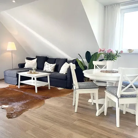 Cuxhavener-strasse-5-6 Apartment